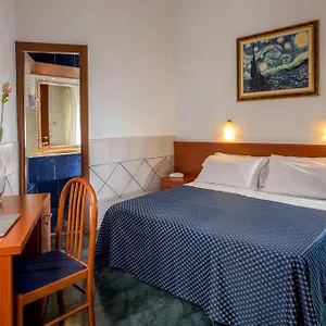 ** Hotel Luciani Italia